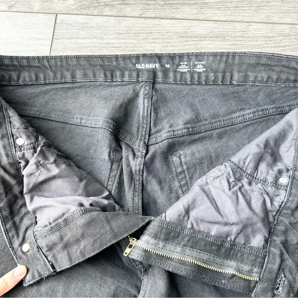 NWT Old Navy High-Waisted OG Straight Jeans in Black Wash - Picture 9 of 16